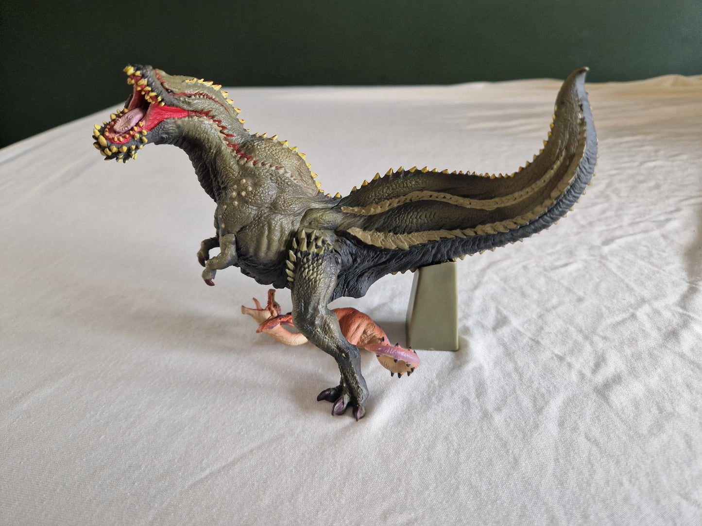 Monster Hunter: Deviljho figure.